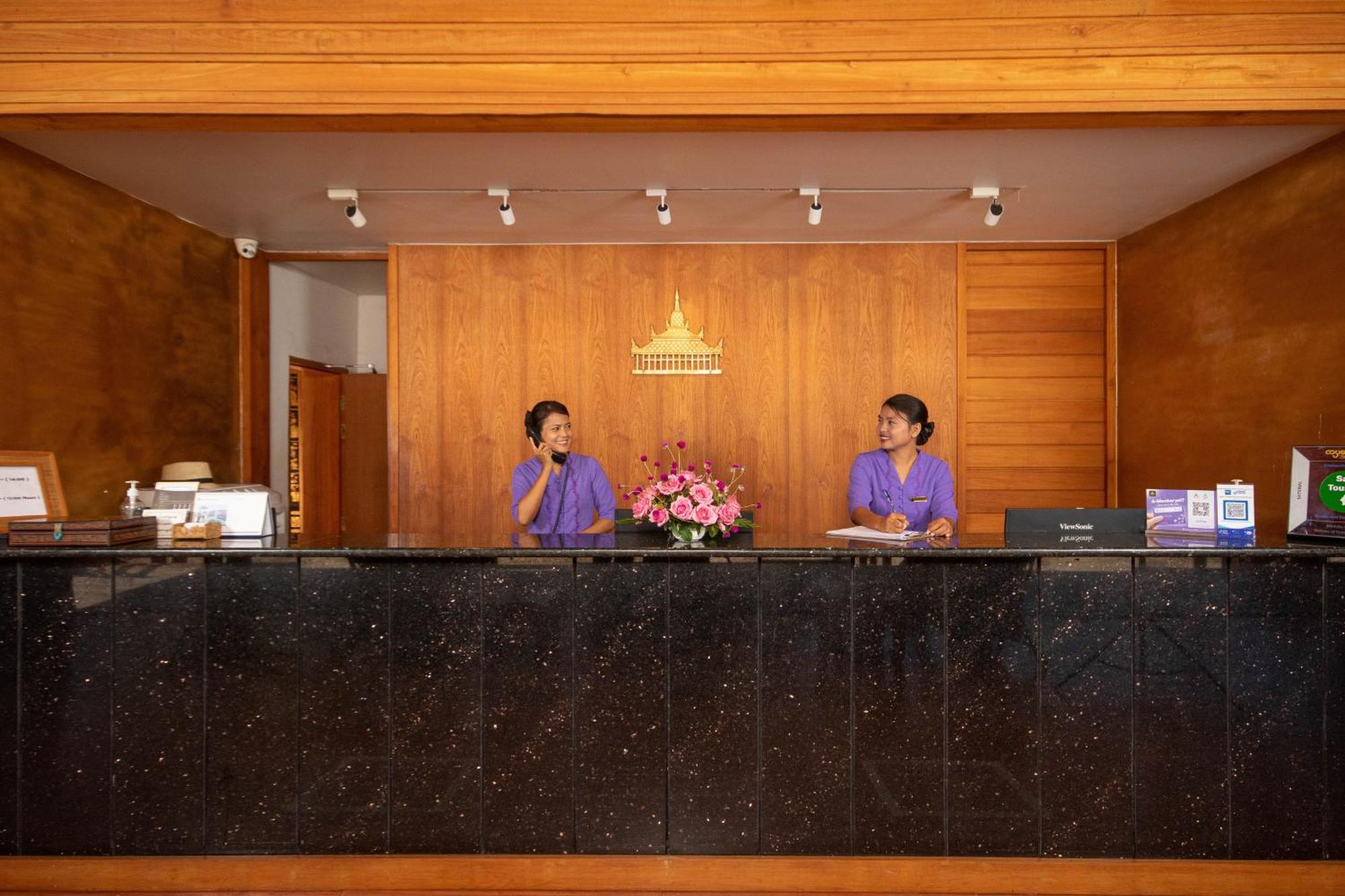 Bagan Thiripyitsaya Sanctuary Resort Exteriér fotografie