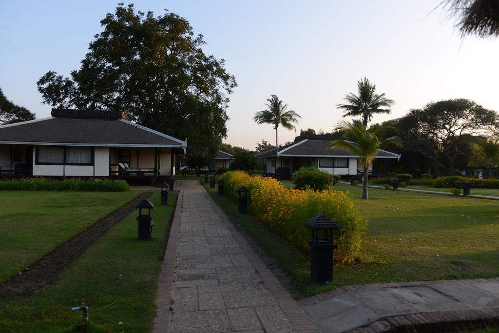 Bagan Thiripyitsaya Sanctuary Resort Exteriér fotografie